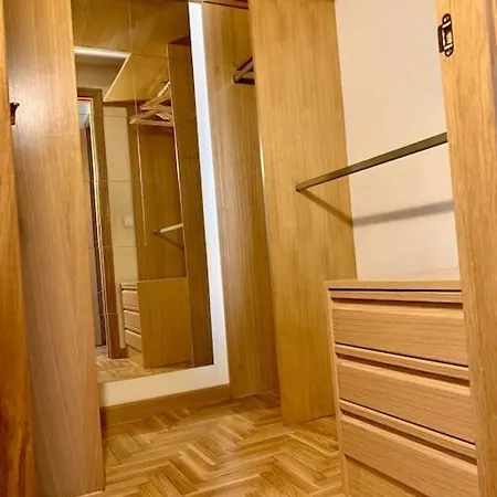 Nuevo Prados Con Wifi Y Garaje - Vut-2820-as Daire Oviedo